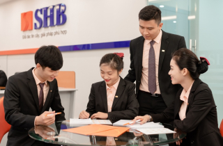4 năm liên tiếp SHB được vinh danh Top 10 ngân hàng Việt Nam uy tín nhất