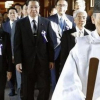 Thủ tướng Abe gửi đồ lễ tới đền Yasukuni giữa căng thẳng với Hàn Quốc