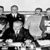 Hé lộ lý do Liên Xô ký hòa ước với phát xít Đức