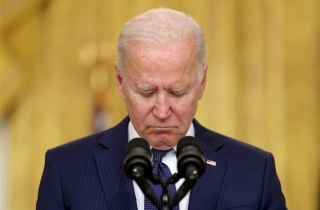 Tổng thống Biden tuyên bố săn lùng và bắt kẻ tấn công sân bay Kabul 