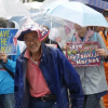 Dân Tokyo đội mưa biểu tình đòi giữ chợ cá lớn nhất thế giới