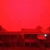 Bầu trời đỏ rực vì cháy rừng