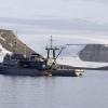 Hải mã tấn công tàu Hải quân Nga để bảo vệ con