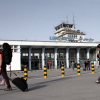 Chuyến bay thương mại đầu tiên hạ cánh ở Kabul