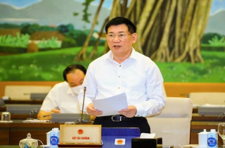 Bộ Tài chính nói về tin 