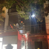 Hà Nội: Lại cháy quán karaoke, dùng búa tạ phá tường