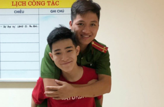 Chàng trai suýt thiệt mạng trong đám cháy hội ngộ lính cứu hoả
