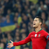 Ronaldo là một trong sáu cầu thủ có 700 bàn