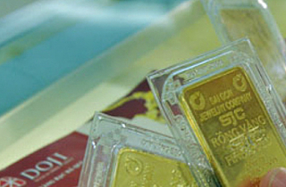 Giá vàng SJC tăng giảm nhiều chiều