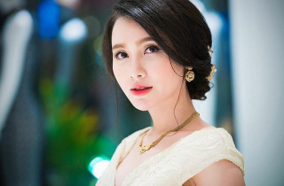 Những MC có mức cát-xê cao 'ngất ngưởng'