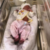 Bé sơ sinh bị bỏ rơi ở ghế đá bệnh viện
