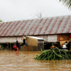 Hàng trăm căn nhà bị ngập do mưa lũ