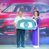 VinFast tặng xe LUX SA2.0 phiên bản cao cấp cho HLV Park Hang-seo