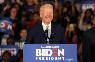 Biden tăng cách biệt khi Trump đòi kiểm phiếu lại ở Wisconsin