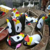 Sở thú Trung Quốc bán vé cho khách xem chim cánh cụt bơm hơi