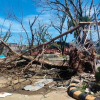 Trung tâm sơ tán tốc mái vì bão, nhiều người Philippines không nơi trú ngụ