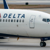 Chuyên gia: Chủng Omicron có thể lây lan nhanh gấp 3 chủng Delta trên máy bay