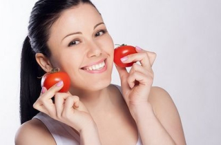 Hiệu quả làm đẹp từ quả cà chua đối với làn da bạn