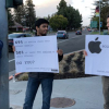 Sinh viên biểu tình phản đối iPhone của Apple vì gây nghiện