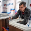 Người Nga được ăn bánh ngọt, học đan giỏ miễn phí khi đi bầu cử