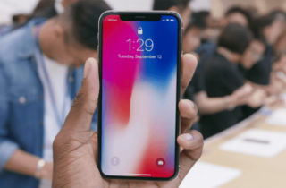 iPhone X, Galaxy S9 sẽ bị “thất sủng” bởi chiến lược tiền bi?