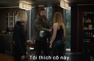 Thor ưng Captain Marvel ngay khi chạm mặt trong 