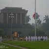 Hà Nội treo cờ rủ ngày Quốc tang nguyên Chủ tịch nước Lê Đức Anh