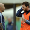 HLV Argentina thừa nhận sắp xếp đội hình để làm hài lòng Messi