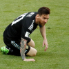 Messi không thể trả lời Ronaldo trong ngày Argentina bị cầm hòa