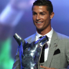 Qua mặt Messi và Buffon, Ronaldo giành giải Cầu thủ hay nhất UEFA