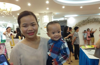 Mang thai 3, sinh 2 trai 1 gái sau nhiều năm vô sinh nhờ được 