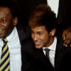 Pele: \'Rời xa Messi, Neymar có cơ hội trở thành ngôi sao lớn\'