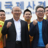 HLV Park Hang-seo khích lệ đội bắn súng Việt Nam thi đấu ở Hàn Quốc
