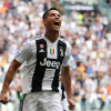 Ronaldo đi vào lịch sử sau cú đúp vào lưới Sassuolo