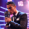 Ronaldo giành giải Cầu thủ hay nhất FIFA lần thứ hai liên tiếp