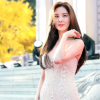 Em út SNSD lấn át 'nữ thần' Son Ye Jin trên thảm đỏ