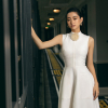 Hoa hậu Lương Thuỳ Linh diện váy thu đông