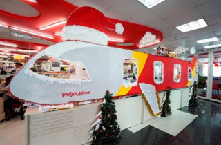 Ngắm văn phòng sáng tạo của Vietjet mùa Giáng sinh