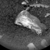 Robot NASA điều tra khối đá lạ sáng bóng trên sao Hỏa