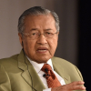 Cựu thủ tướng Malaysia nghi MH370 được điều khiển từ xa