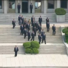 Lý do Kim Jong-un không hút thuốc khi họp với Moon Jae-in