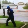Phóng viên thời tiết Mỹ bị chỉ trích khi đưa tin bão Florence