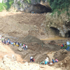 Hoà Bình huy động hơn 100 người cứu hộ hai phu vàng mắc kẹt trong hang