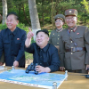 Cách Triều Tiên biến các nhà khoa học tên lửa thành người hùng