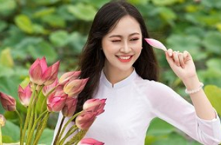 Ảnh: Hoa khôi Imiss Thăng Long đẹp tinh khôi trong tà áo dài trắng