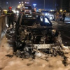 Ô tô Mazda cháy trơ khung sắt trên đường vành đai 3, Hà Nội