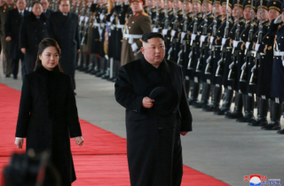 Lý do Kim Jong Un bất ngờ đến Trung Quốc
