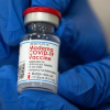 Vaccine của Moderna chống được biến thể SARS-CoV-2 ở Nam Phi