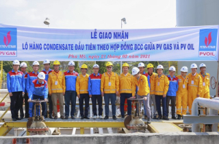Lễ giao nhận lô condensate đầu tiên theo hợp đồng BCC giữa PV GAS và PVOIL