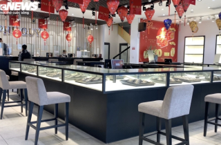 Thị trường trầm lắng trong ngày giá vàng đắt nhất lịch sử